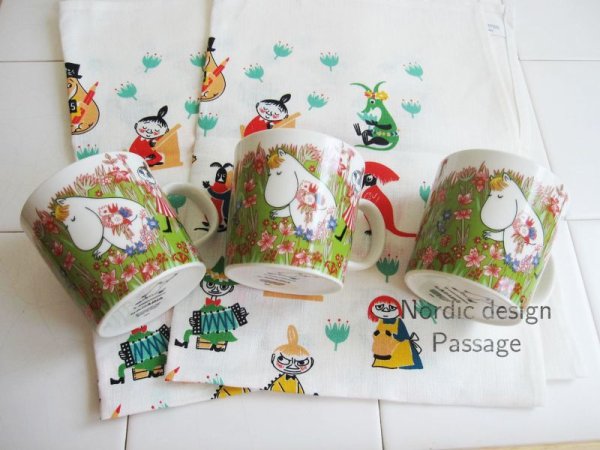 画像2: 廃盤 ARABIA アラビア ムーミンマグ  Midsummer 2016年 サマー限定マグ   (2)