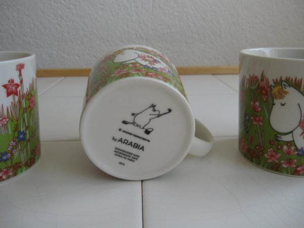 画像3: 廃盤 ARABIA アラビア ムーミンマグ  Midsummer 2016年 サマー限定マグ   (3)