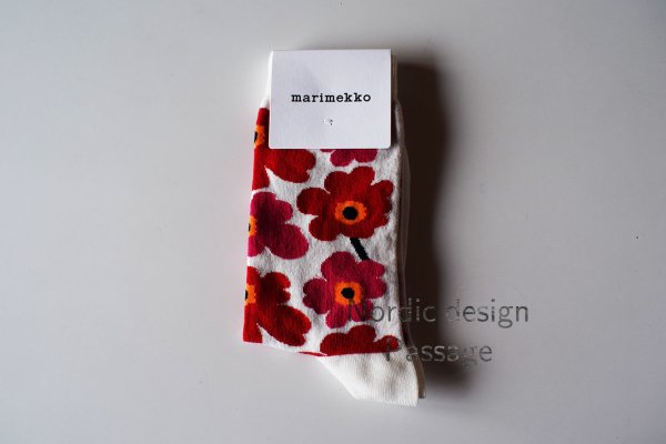 画像2: Marimekko マリメッコ UNIKKO ウニッコ ソックス HIETA red (2)