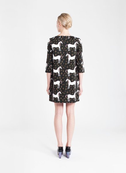 画像3:  日本発送  Marimekko マリメッコ  Pasuri/ Musta Tamma ワンピース (3)