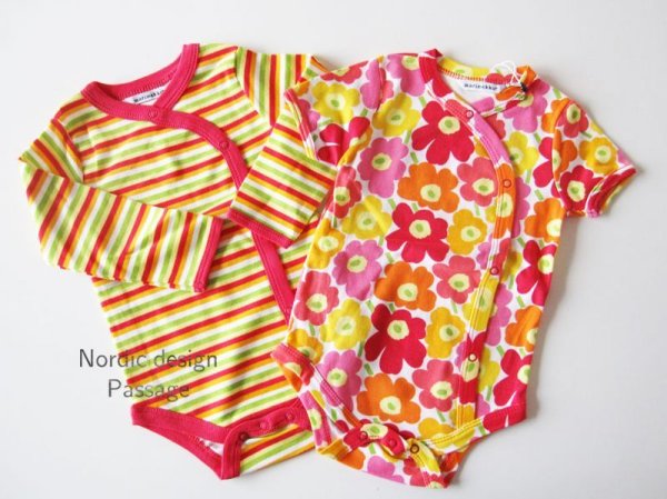 画像2: marimekko (マリメッコ) ウニッコ Unikko ロンパース 2枚 × 帽子 2枚セット  (2)