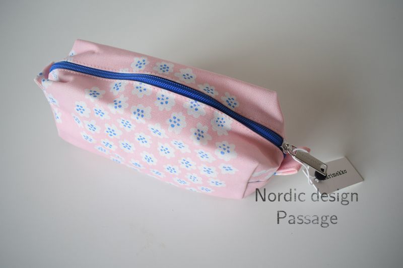 廃盤 Marimekko マリメッコ プケッティ Puketti Taimet ポーチ ピンク Nordic Design Passage 廃盤 Marimekko マリメッコ プケッティ Puketti Taimet ポーチ ピンク Nordic Design Passage